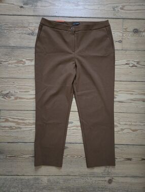 Hilary Radley Brown Straight Leg Pants Size 16 NWT